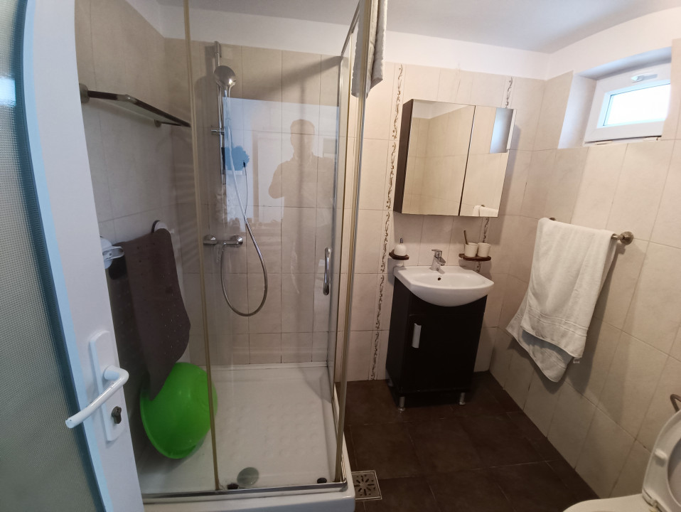 CENTRU SALA SPORTURILOR(COD03)- Casa interbelica si curte generoasa ! - foto 15