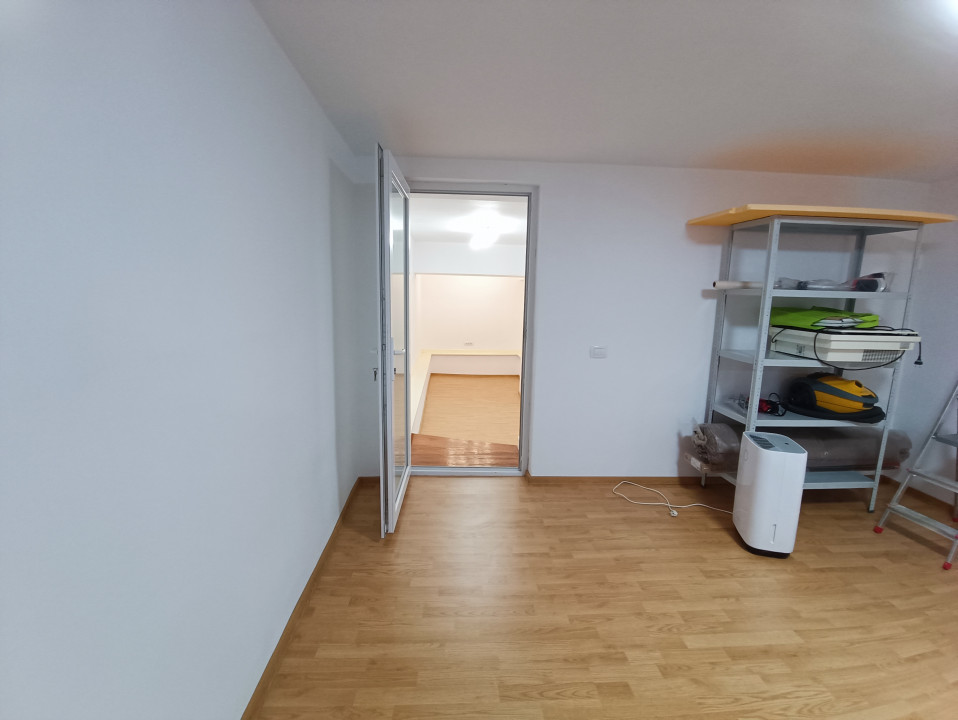 CENTRU SALA SPORTURILOR(COD03)- Casa interbelica si curte generoasa ! - foto 30