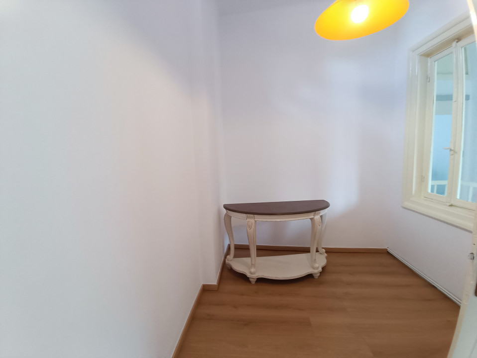 CENTRU SALA SPORTURILOR(COD03)- Casa interbelica si curte generoasa ! - foto 52