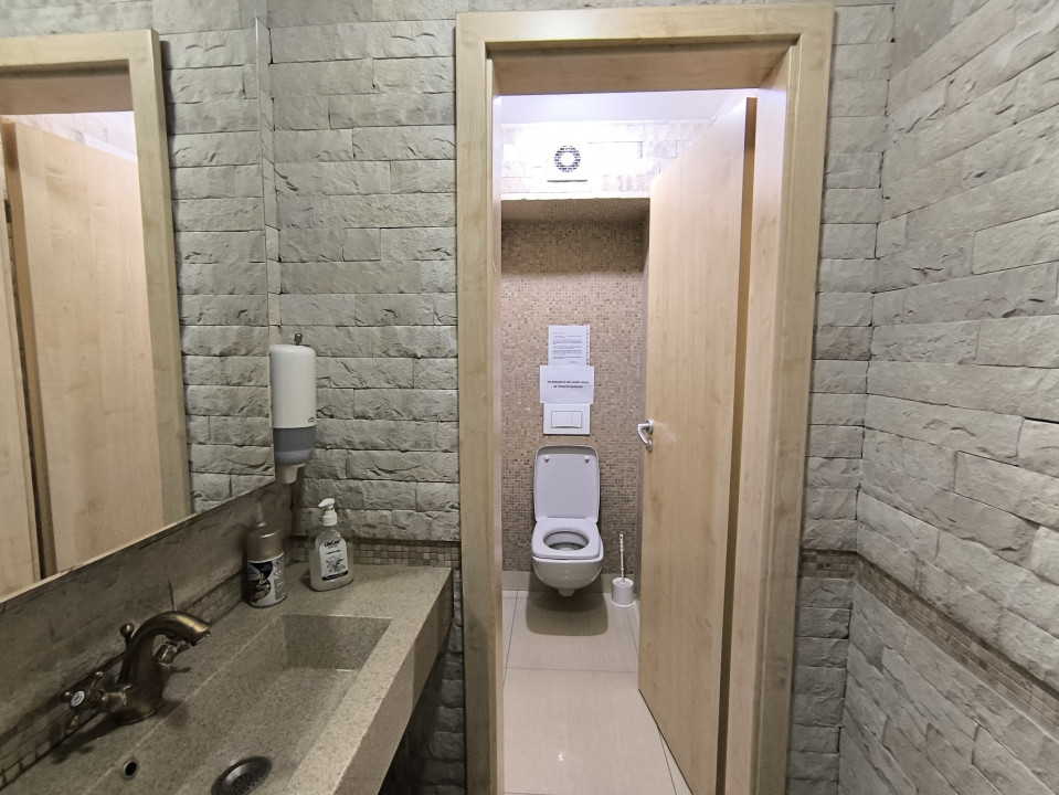 GARA BCR - Birouri de lux , cu utilitati incluse ! - foto 10