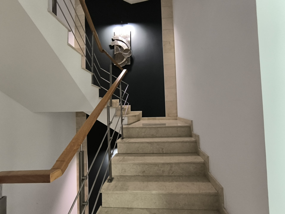 GARA BCR - Birouri de lux , cu utilitati incluse ! - foto 13