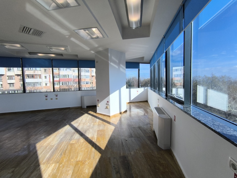 GARA BCR - Birouri de lux , cu utilitati incluse ! - foto 2