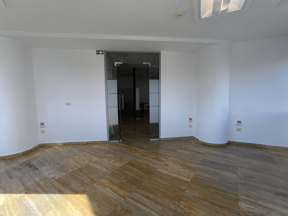 GARA BCR - Birouri de lux , cu utilitati incluse ! - foto 39