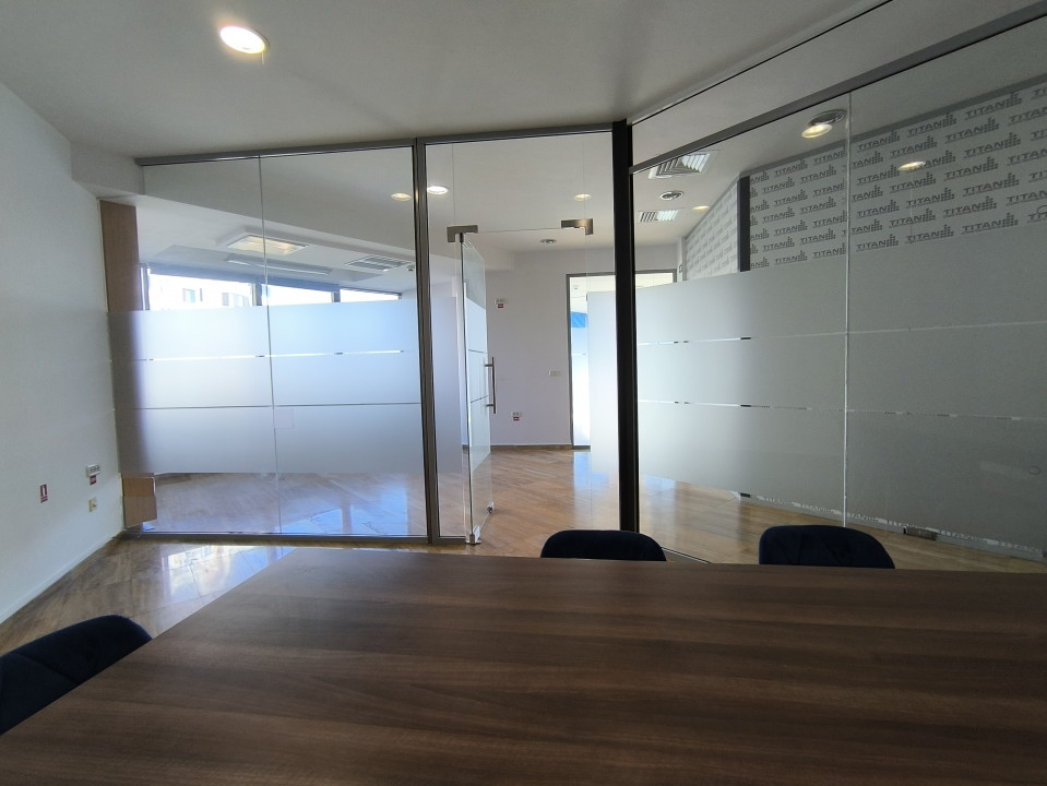 GARA BCR - Birouri de lux , cu utilitati incluse ! - foto 40