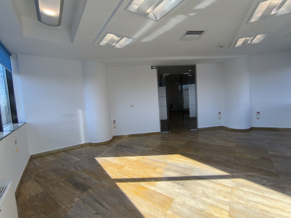 GARA BCR - Birouri de lux , cu utilitati incluse ! - foto 5