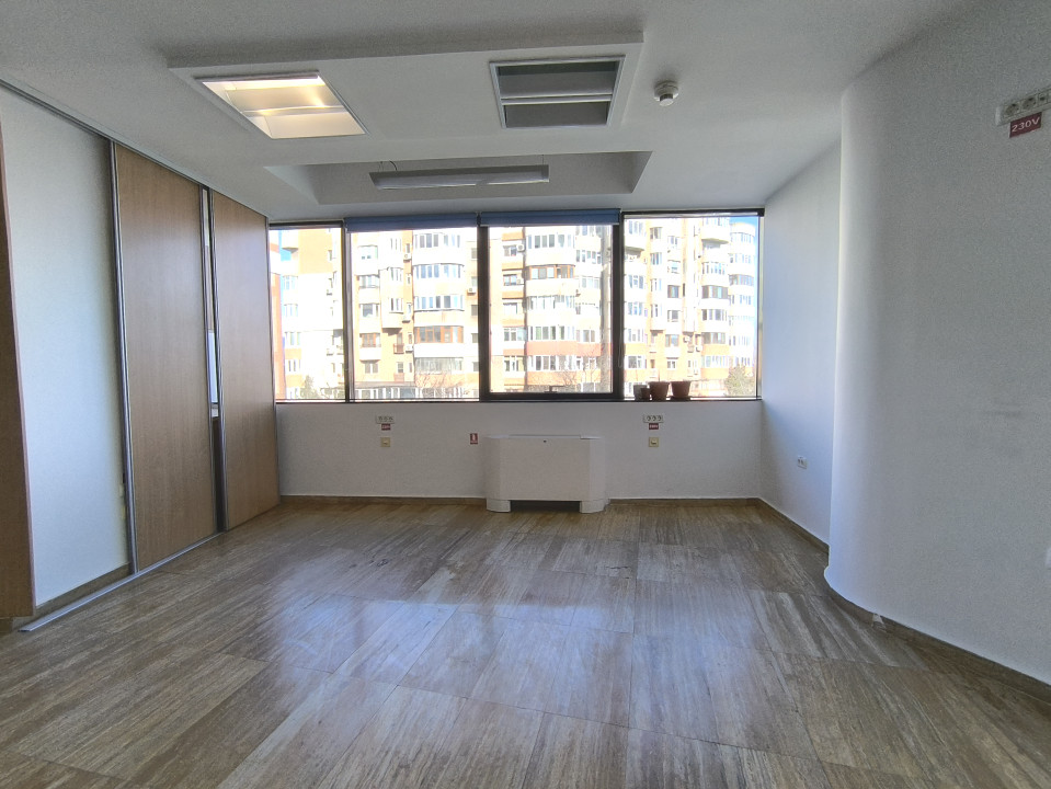 GARA BCR - Birouri de lux , cu utilitati incluse ! - foto 8