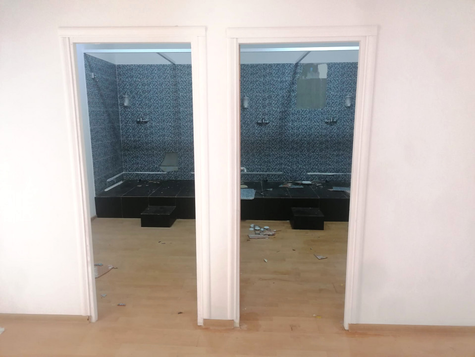 CENTRU (COD10( - Cladire comerciala de vanzare sau inchiriere - foto 4