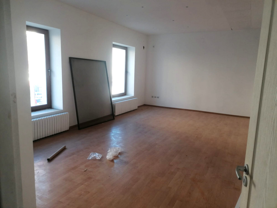 CENTRU (COD10( - Cladire comerciala de vanzare sau inchiriere - foto 5
