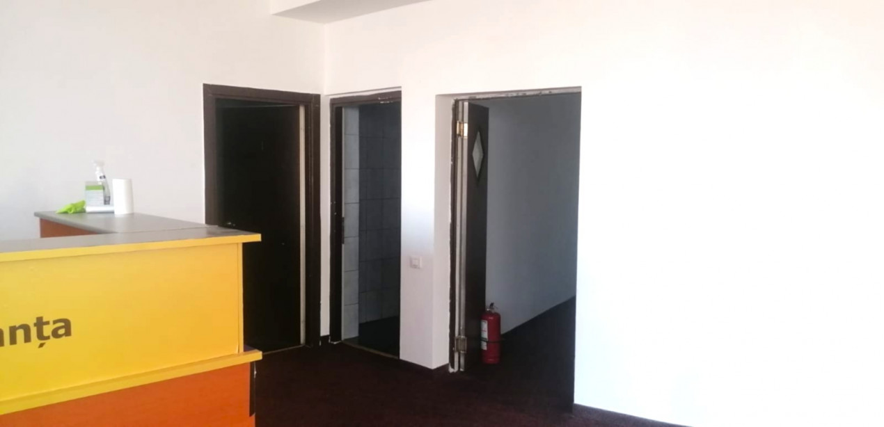 Inchiriere spatiu comercial de 400 mp - foto 11