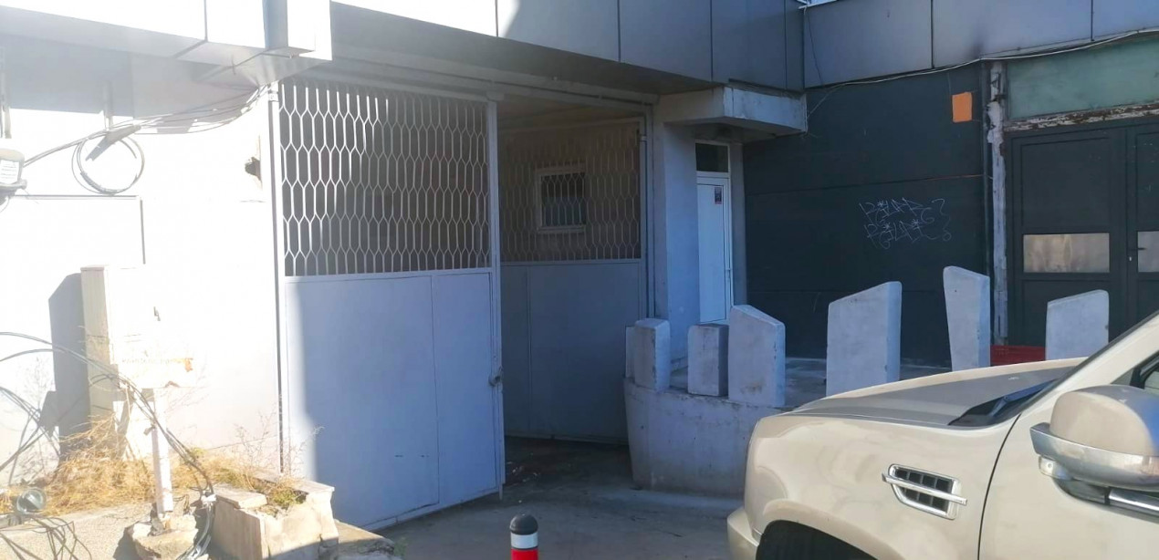 Inchiriere spatiu comercial de 400 mp - foto 2