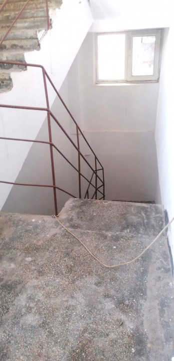 Inchiriere spatiu comercial de 400 mp - foto 4