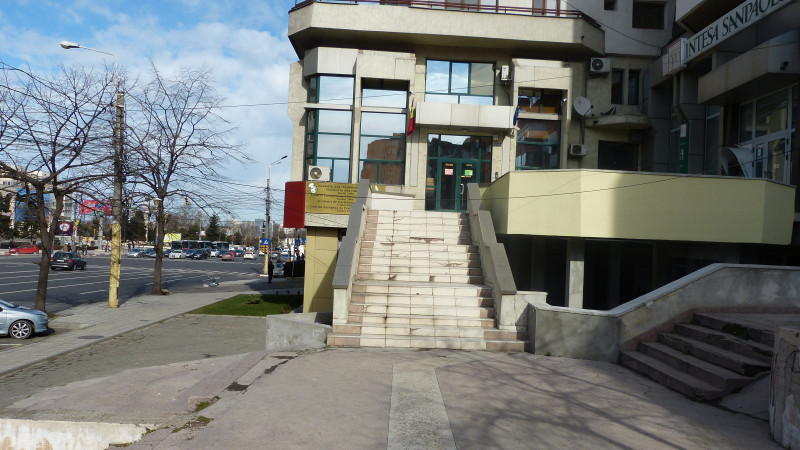 BALADA NEJ CASA DE CULTURA -Etaj in cladire de birouri si parcare! - foto 17