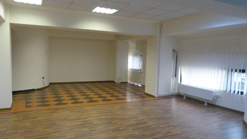 BALADA NEJ CASA DE CULTURA -Etaj in cladire de birouri si parcare! - foto 52