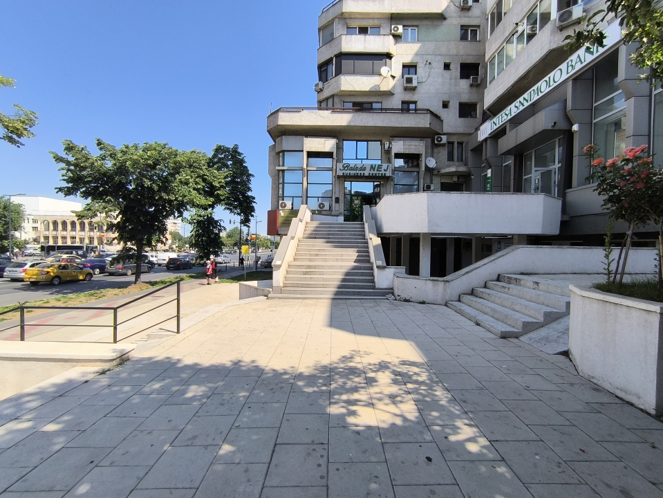 BALADA NEJ CASA DE CULTURA -Etaj in cladire de birouri si parcare! - foto 65