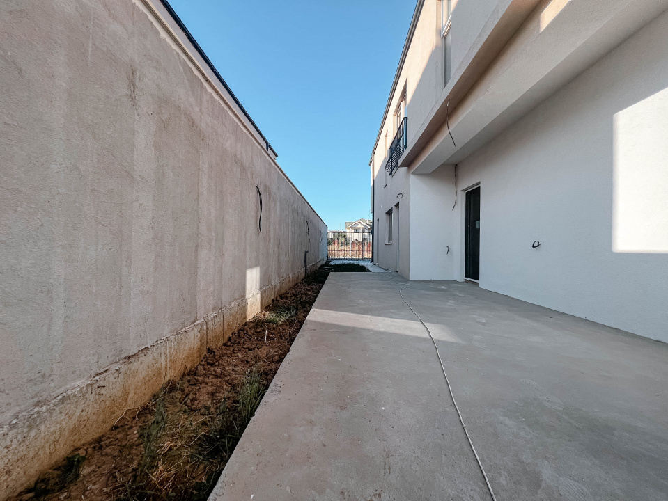 TOMIS PLUS (COD 05)Casa Premium Intr-un Cartier Nou  Liniste, - foto 31