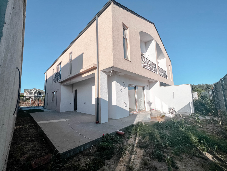 TOMIS PLUS (COD 05)Casa Premium Intr-un Cartier Nou  Liniste, - foto 37