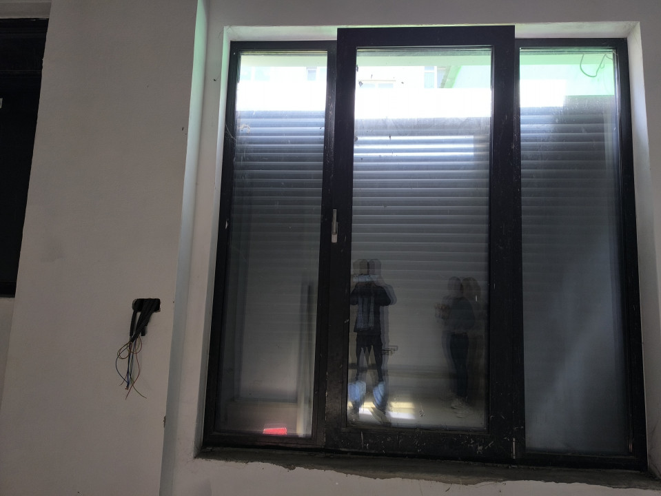 POLICLINICA CU PLATA(cod03) - Spatiu comercial luminos si inalt ! - foto 14