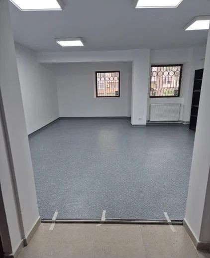 Spatiu comercial de vanzare -  CAPITOL (COD10)