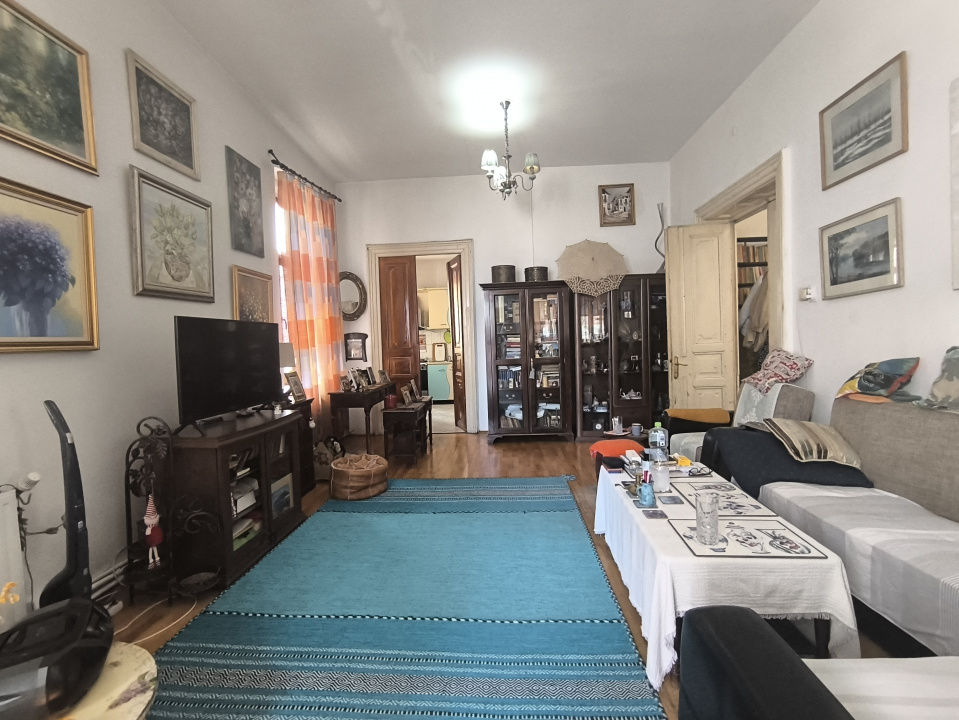 CENTRU VECHI (COD03) - Apartament boem cu terasa si balcon ! - foto 5