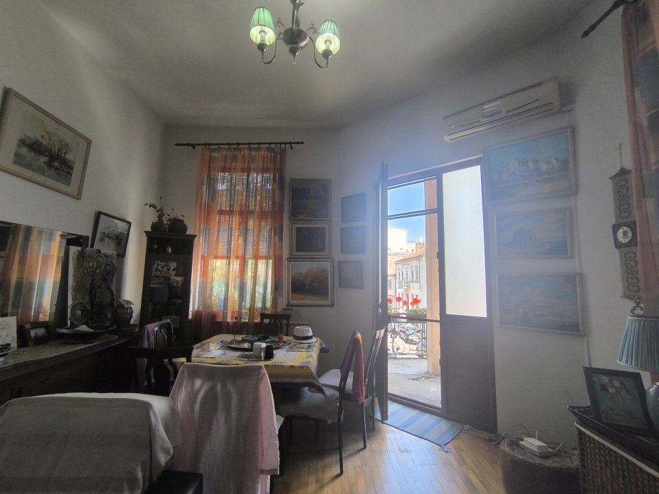 CENTRU VECHI (COD03) - Apartament boem cu terasa si balcon ! - foto 7