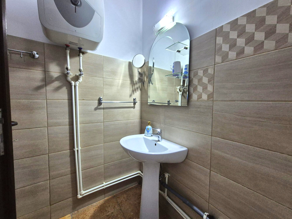 Eforie Nord (COD 02) Apartament 3 camere cu o terasa spatioasa - foto 12