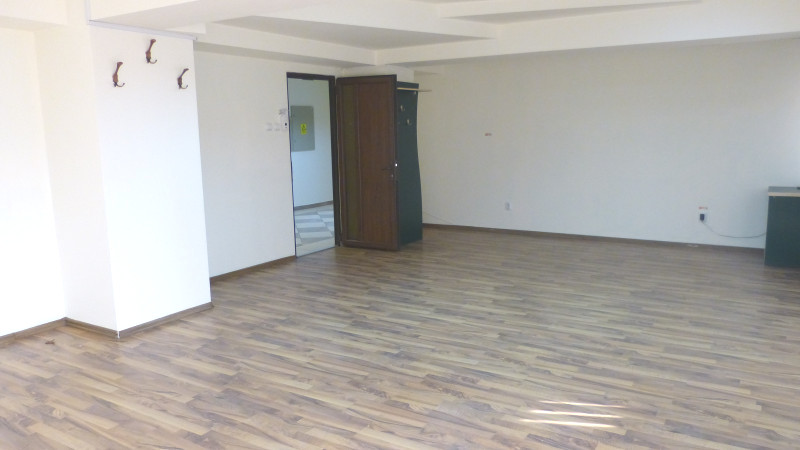 BALADA NEJ(COD03)-Birouri cu suprafete medii si parcare! - foto 48