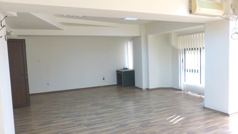 BALADA NEJ(COD03)-Birouri cu suprafete medii si parcare! - foto 64