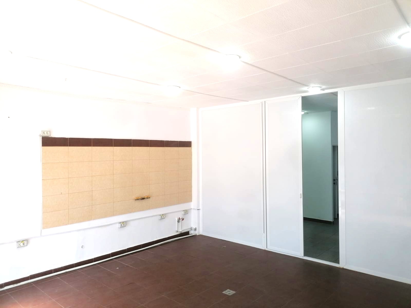 GARA (COD10) - Spatiu comercial de inchiriat - foto 9