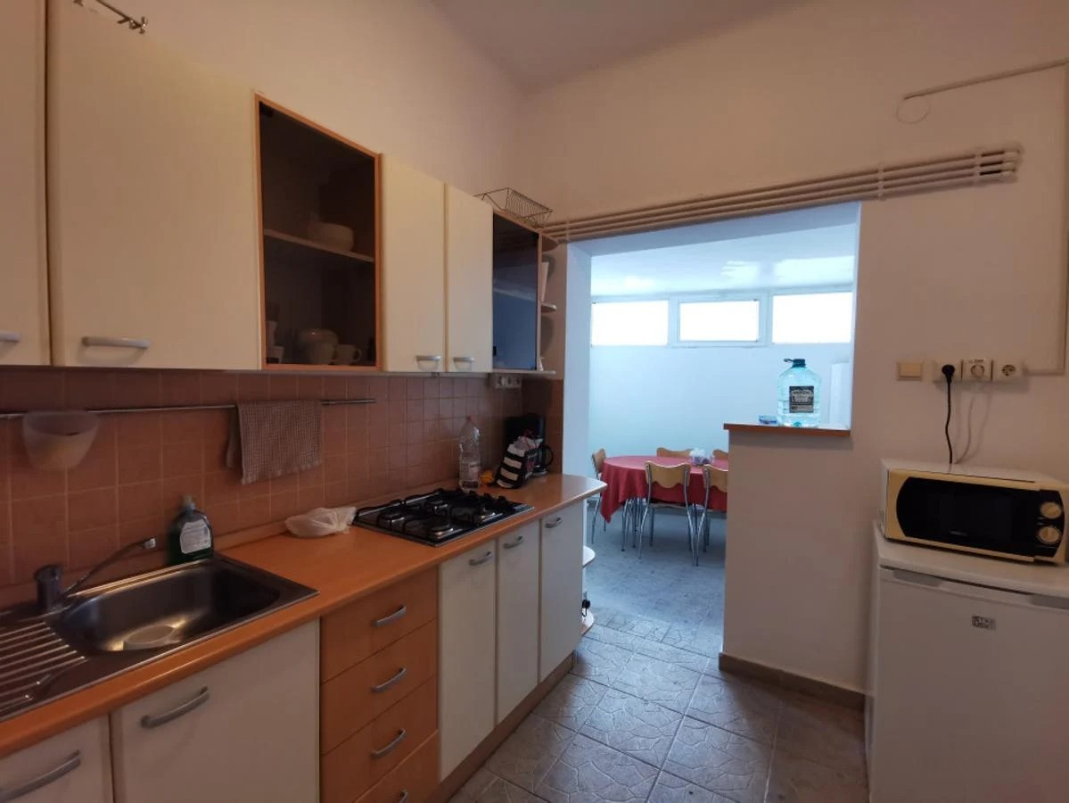 CENTRU (Cod 01) - Unicat, pe Bdul Mamaia cladire de birouri! - foto 11