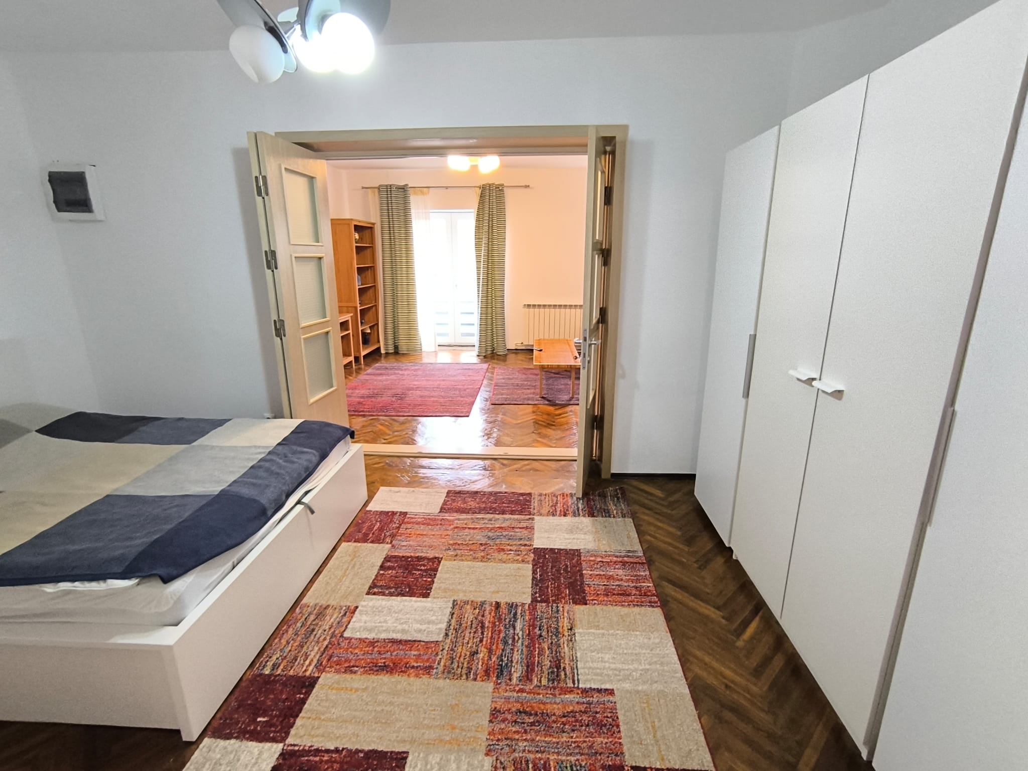 CENTRU PLAJA MODERN- Apartament modern in vila interbelica ! - foto 5