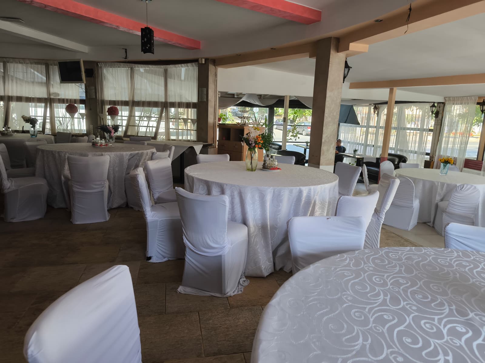 MANGALIA (Cod01) Pret Redus, spatiu comercial ultracentral! - foto 8