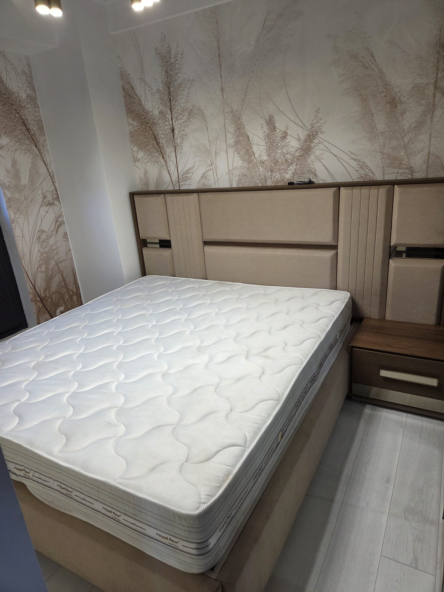 INEL 2(cod04)-Apartament 2 camere mobilat utilat-parcare