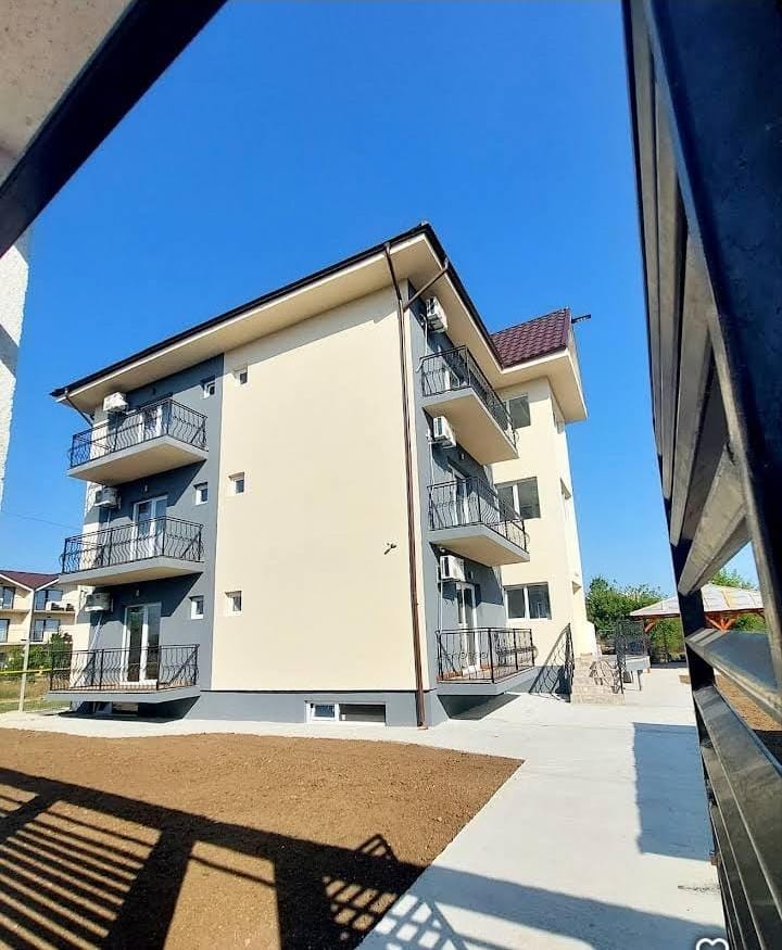 EXCLUSIVITATE - Vilă de vânzare în statiunea Venus ( cod 12 )