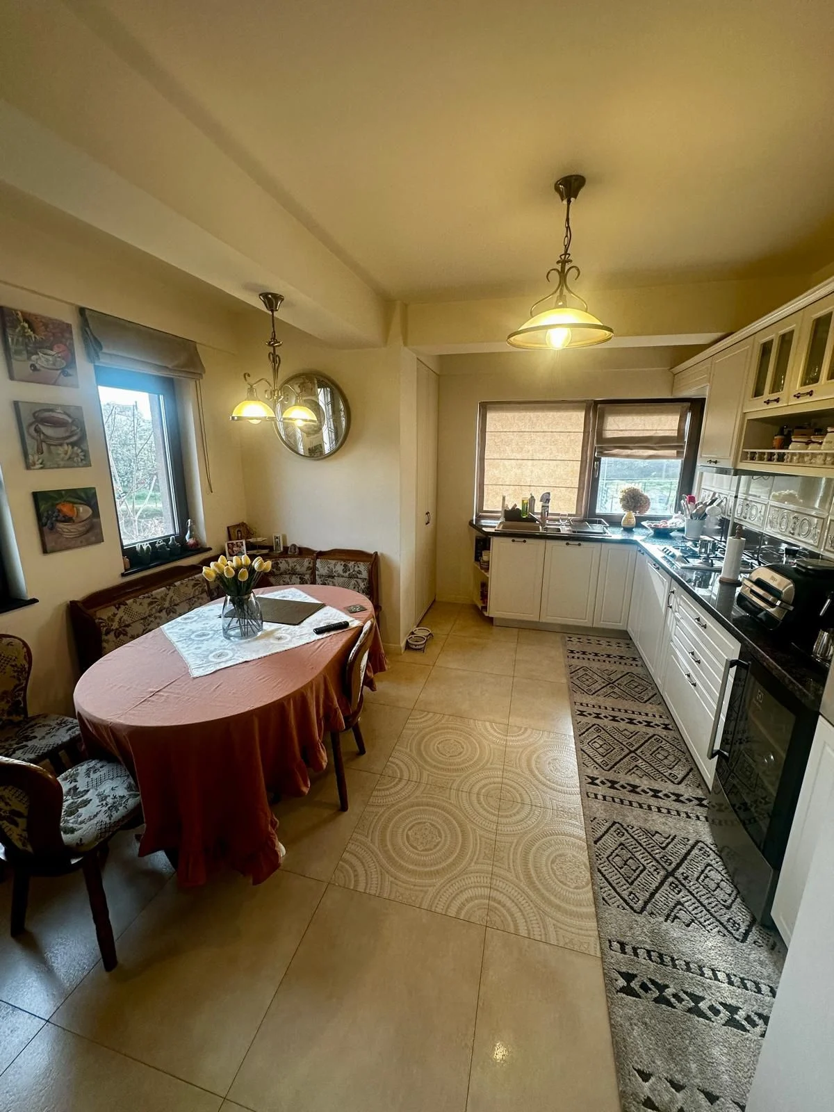 Apartament de vânzare - Km 5, bloc nou (2014) - foto 2