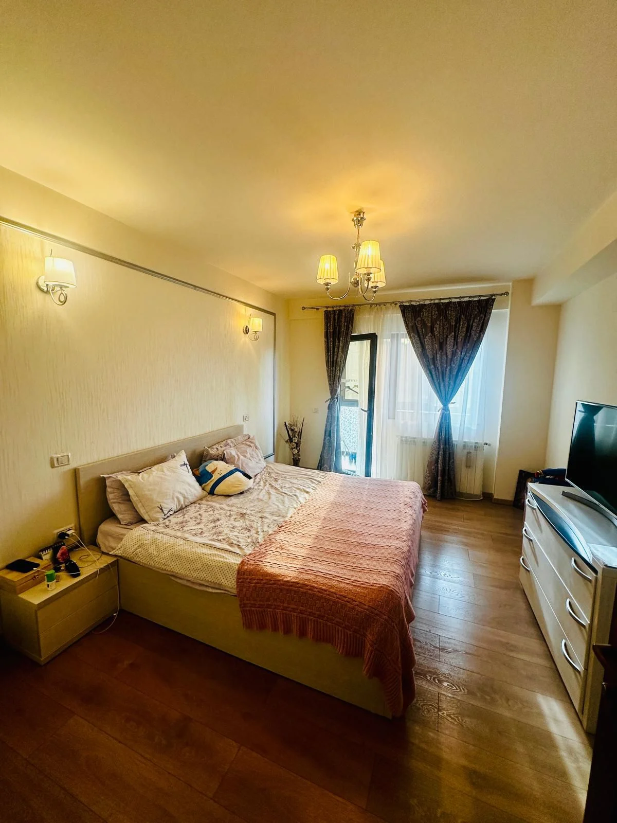 Apartament de vânzare - Km 5, bloc nou (2014) - foto 3