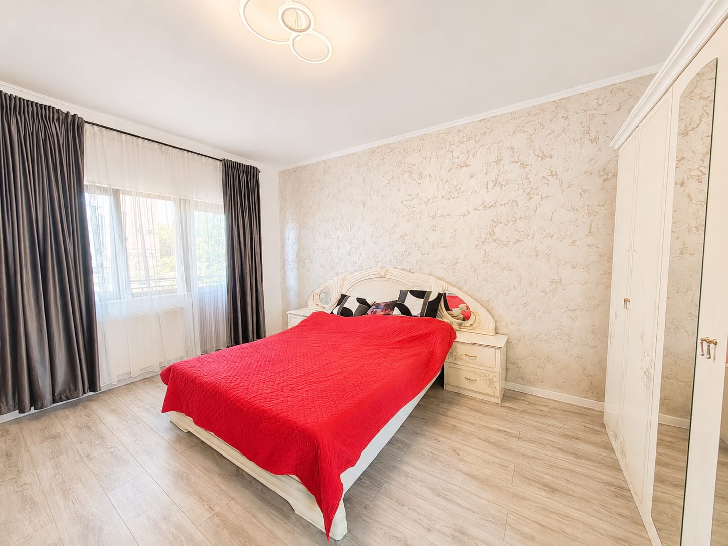 VALU LUI TRAIAN -Casa 6 Camere P+1+M 201 mp utili - foto 6
