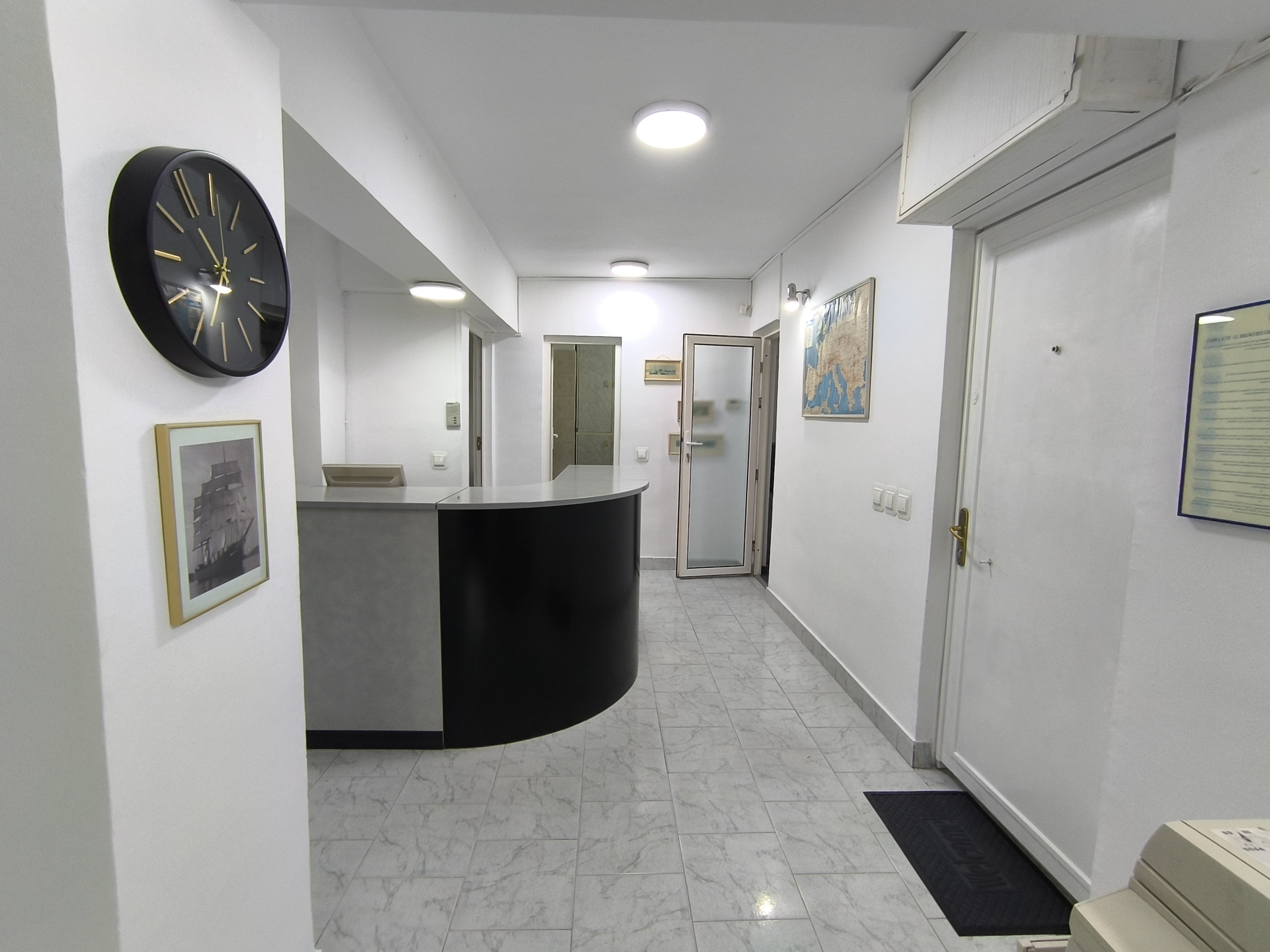 PENINSULA (cod03)- Birouri luminoase , mobilate si parcari !