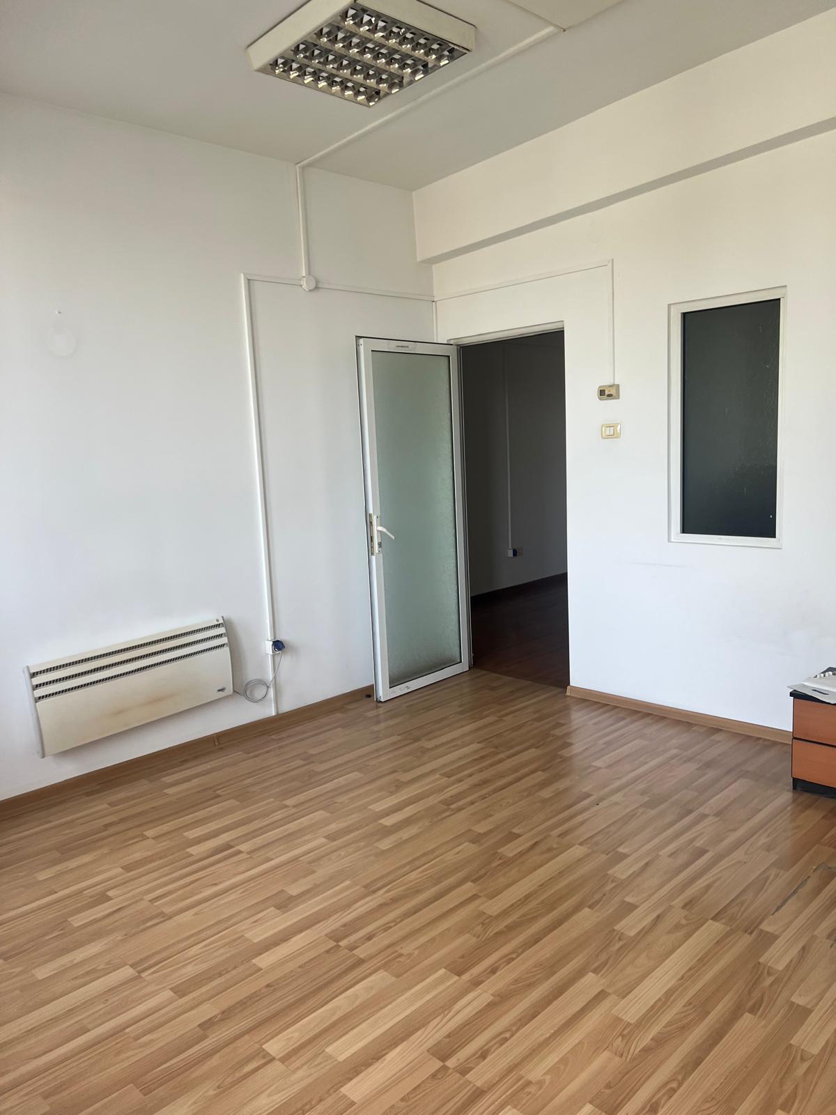 Aurel Vlaicu(cod04)-Cladire de birouri+Spatiu Comercial - foto 10