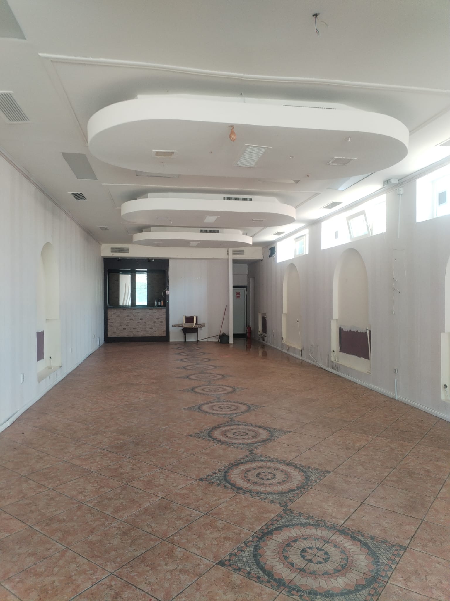Ultracentral(cod04)-Spatiu comercial 135 mp-Constanta