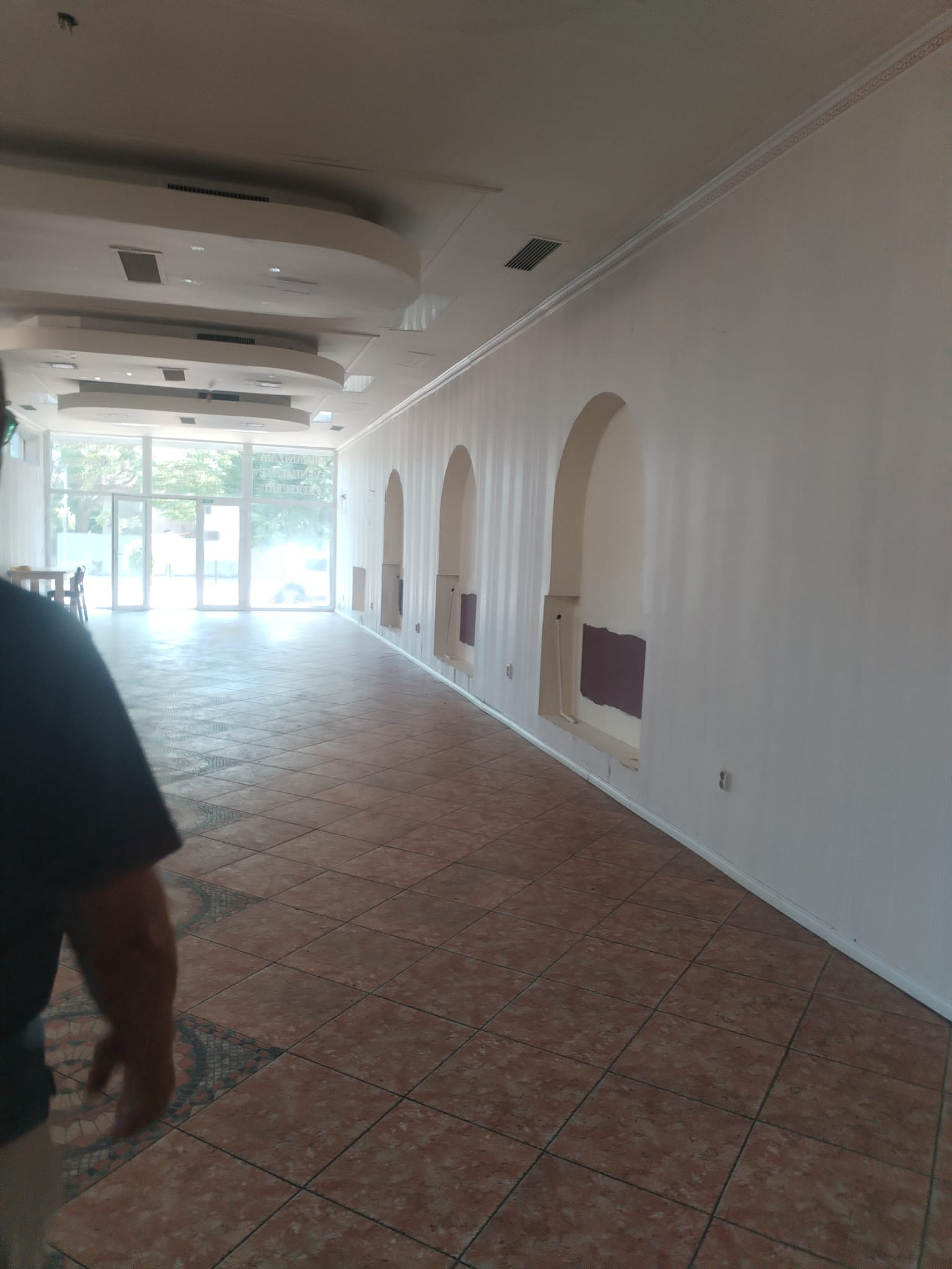 Ultracentral(cod04)-Spatiu comercial 135 mp-Constanta - foto 2