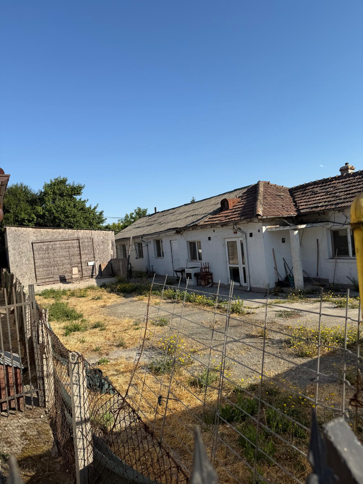 Bratianu/Cora-Casa renovabila cu teren 444 mp - foto 2