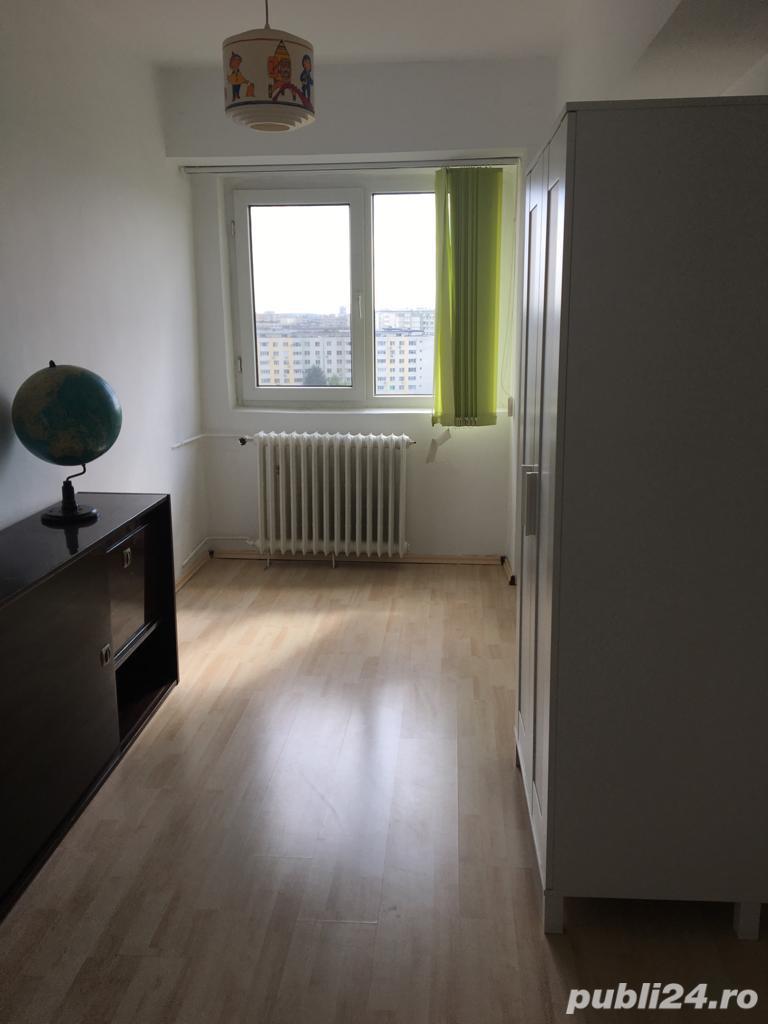 Apartament 4 camere, la 2 minute de Mega Mall, pret 99000   , particular