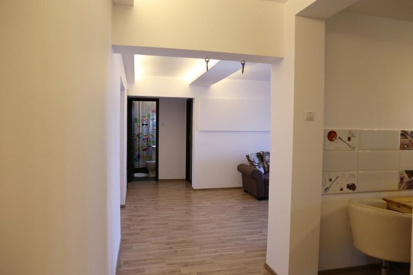 BRASADAS vinde ap 4 cam zona Unirii.