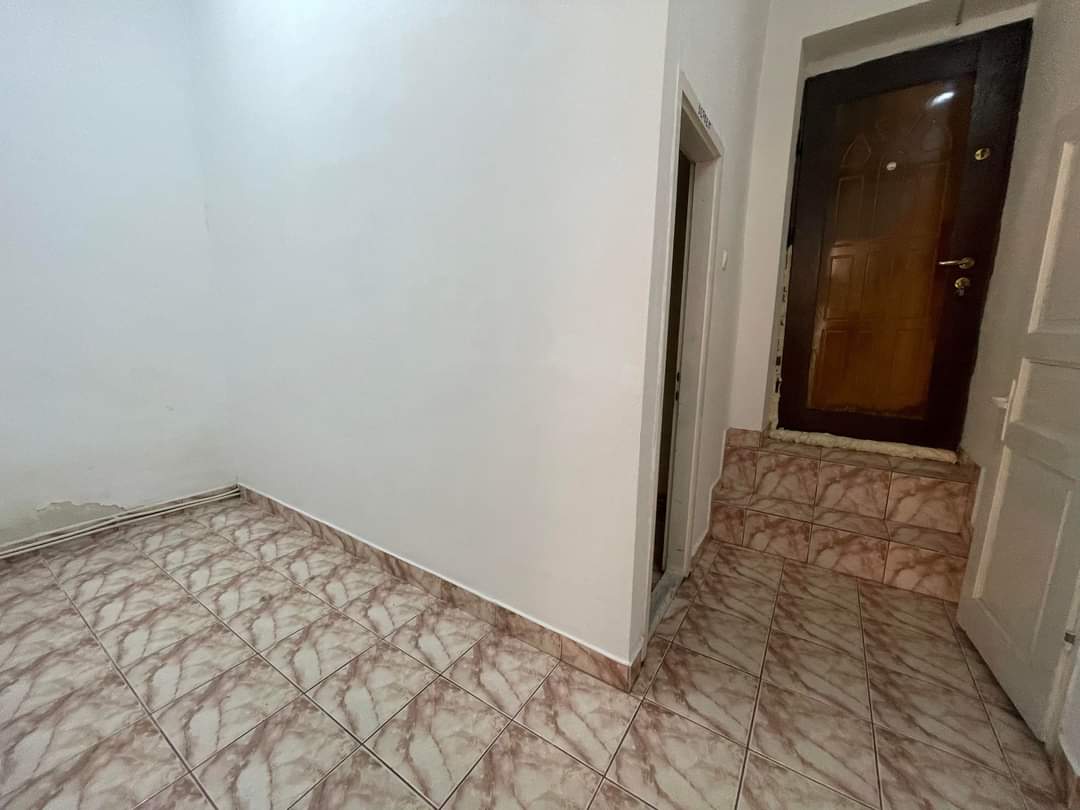 BRASADAS inchiriaza spațiu comercial zona ULTRACENTRALA.