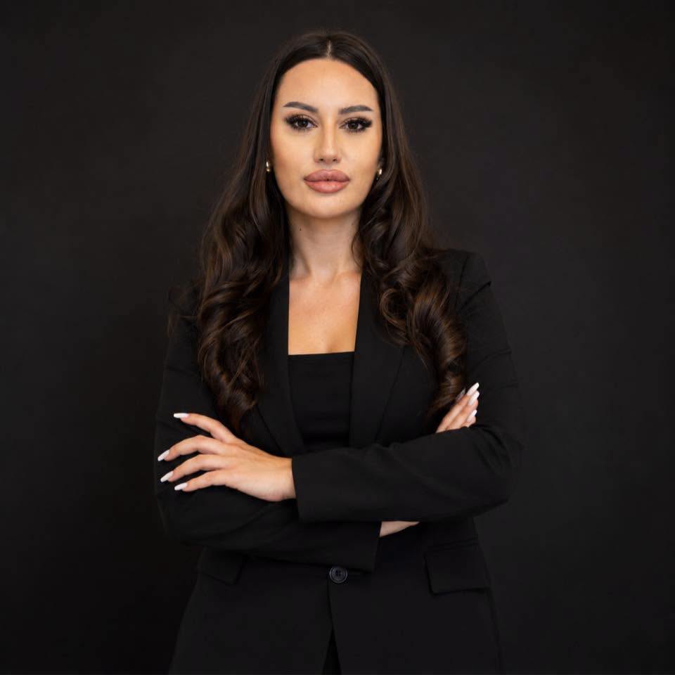 LAVINIA CONSTANTINESCU