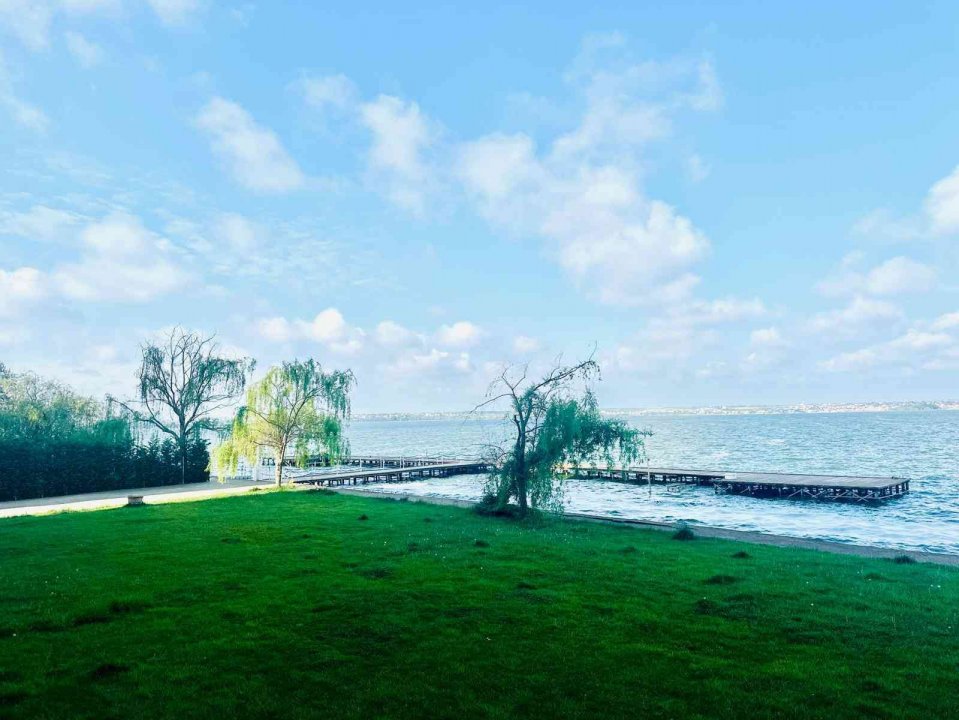 STATIUNEA MAMAIA BUTOAIE-APARTAMENT EXCLUSIVIST CU VEDERE PANORAMICA LA LAC