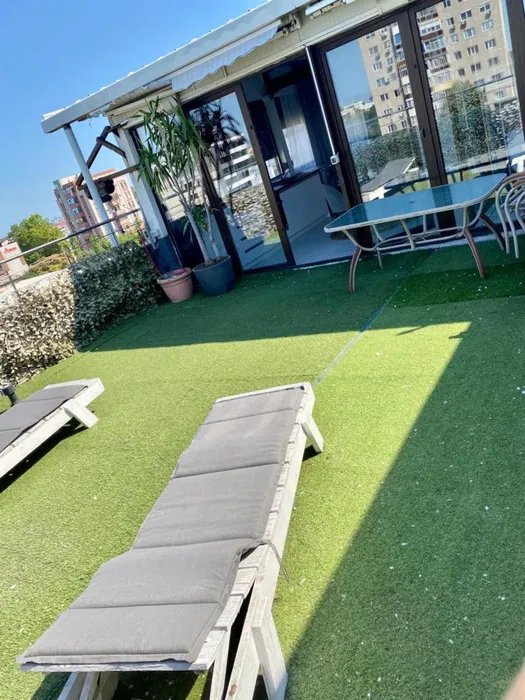 STUDIO MODERN CU TERASA GENEROASA 77 MP  113.000 EUR