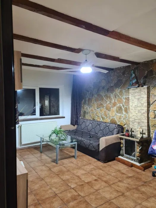 Apartament 3 Camere - Tomis Nord - Partial Mobilat - Centrala Pe Gaze