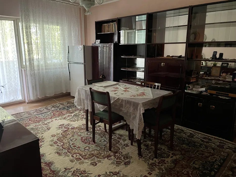 Apartament 3 Camere Decomandate - Zona Anda - Etaj 1 - Centrala Pe Gaze