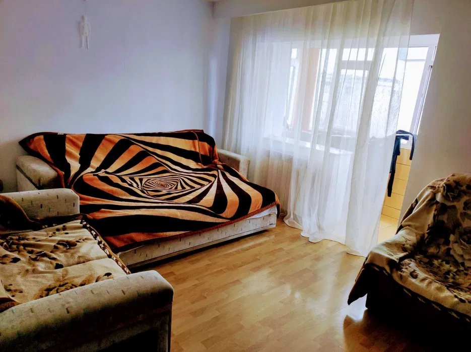 Apartament 2 Camere Decomandate - Dacia - Mobilat - Centrala Pe Gaze